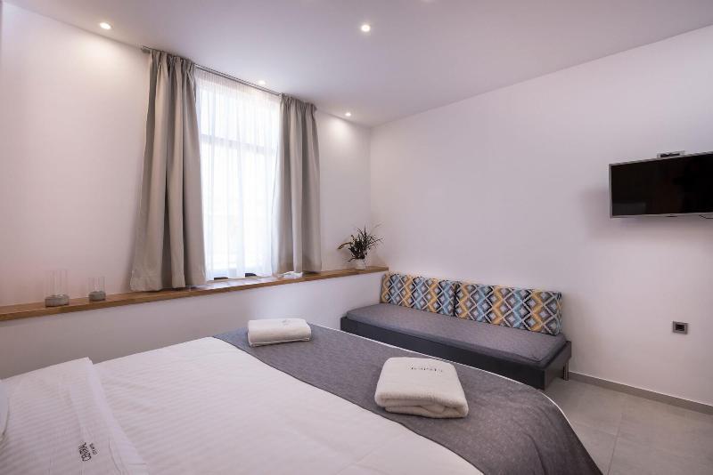 Central City Hotel La Canée Extérieur photo