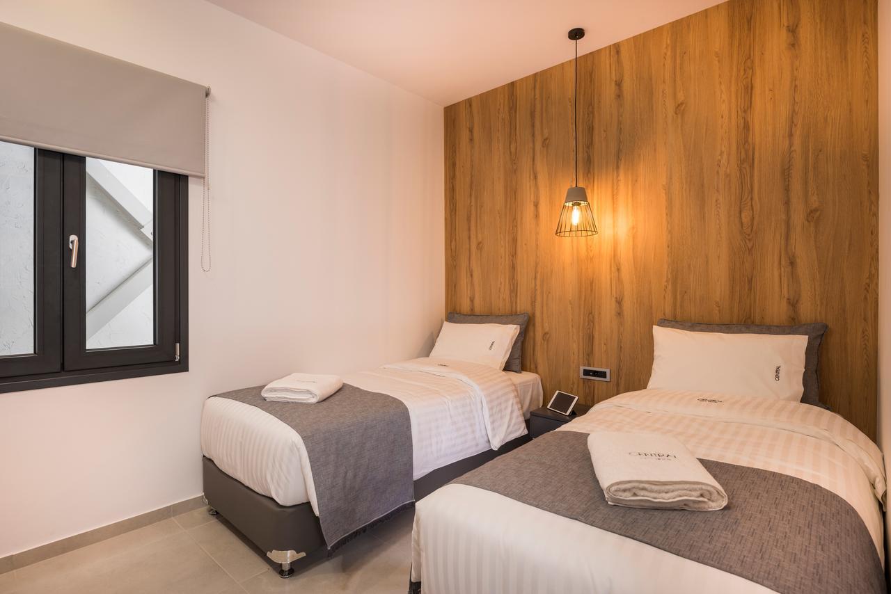 Central City Hotel La Canée Extérieur photo